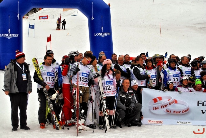 Antonia aus Tirol Ski 004